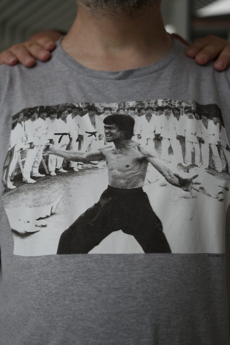 September Camp, Mindful Wing Chun. Showing one student with a grey tshirt with large picture of Bruce Lee on it.